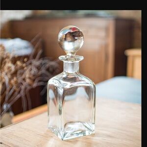 Vintage whiskey Clear Glass Decanter